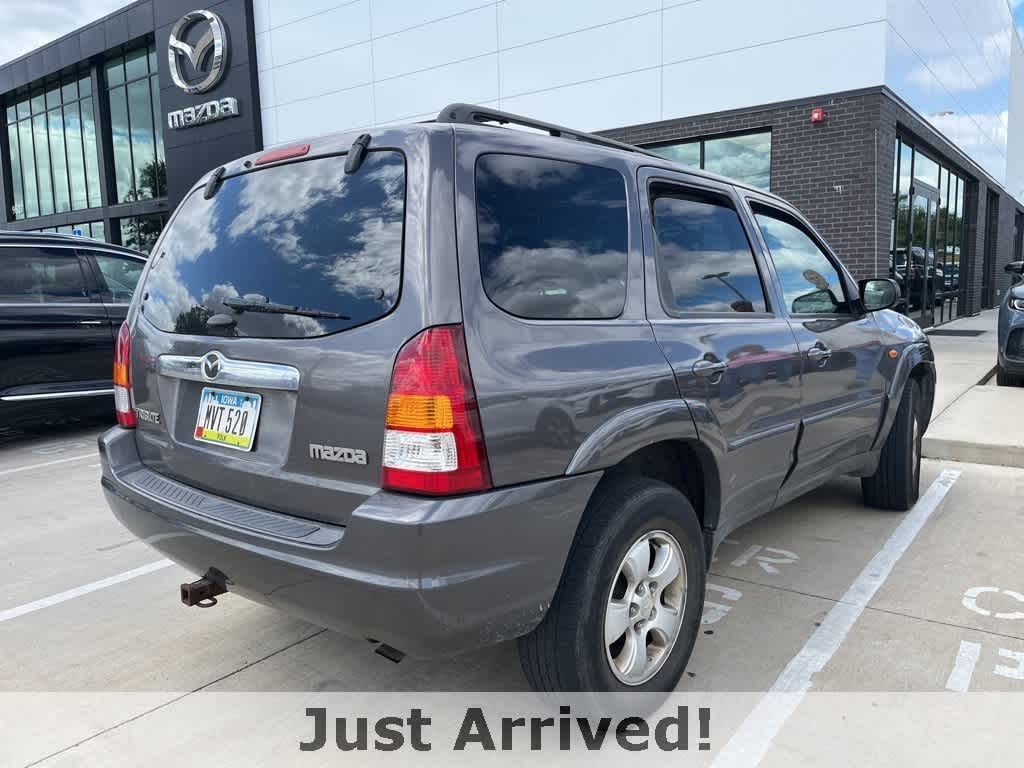 Thumbnail: 2004 Mazda Tribute - 3