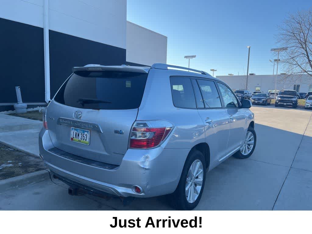 Thumbnail: 2009 Toyota Highlander - 3