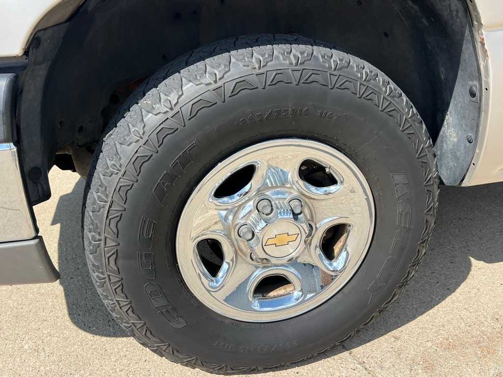 Thumbnail: 2004 Chevrolet Silverado 1500 - 10