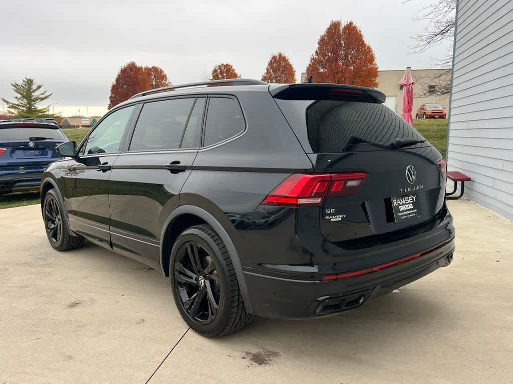 Thumbnail: 2023 Volkswagen Tiguan - 4