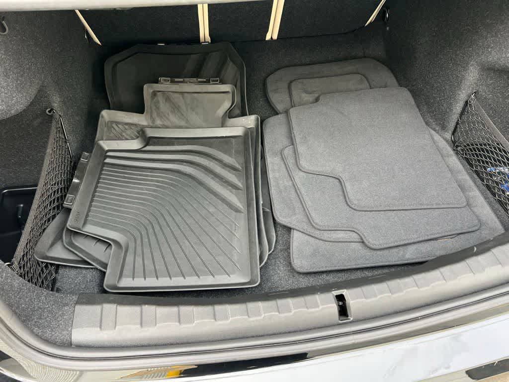 Thumbnail: 2020 BMW 3 Series - 38