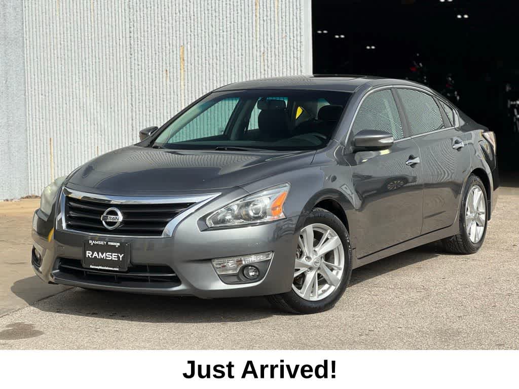 2015 Nissan Altima SL -
                  Urbandale, IA