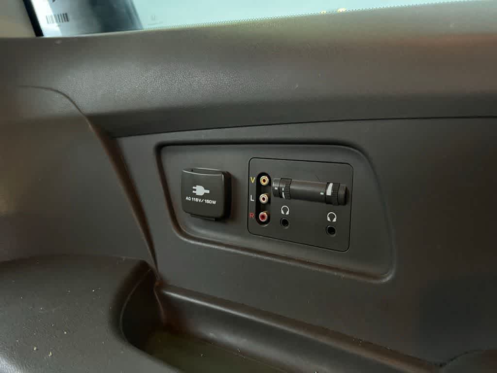 Thumbnail: 2016 Honda Odyssey - 32