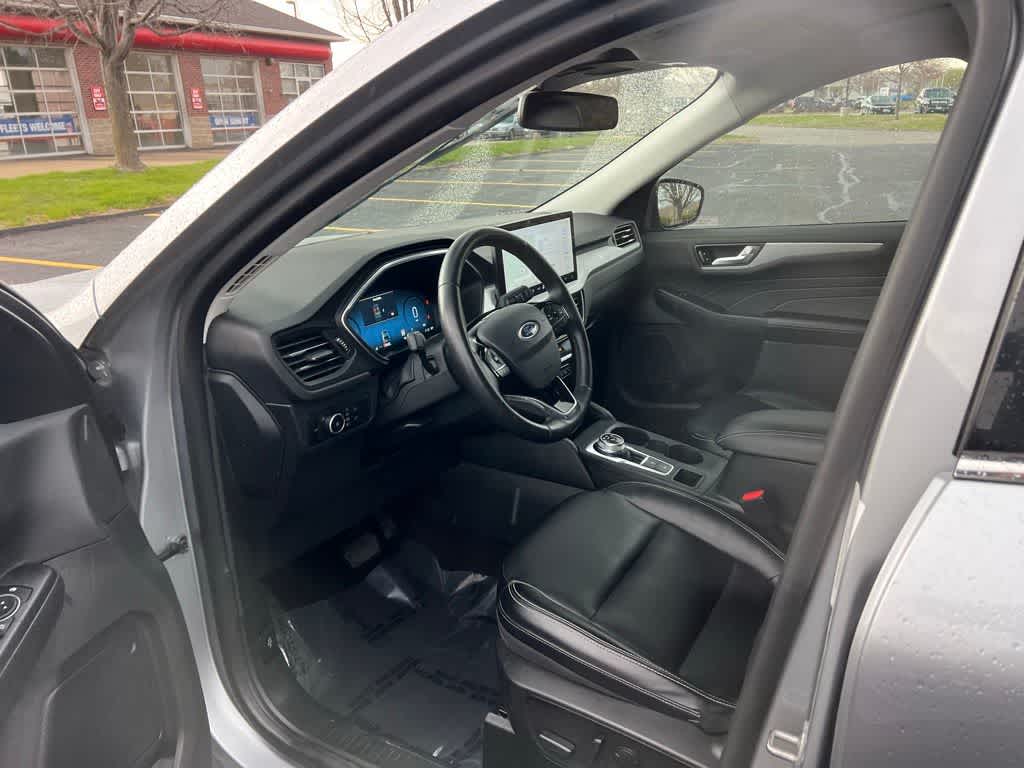 Thumbnail: 2023 Ford Escape - 2