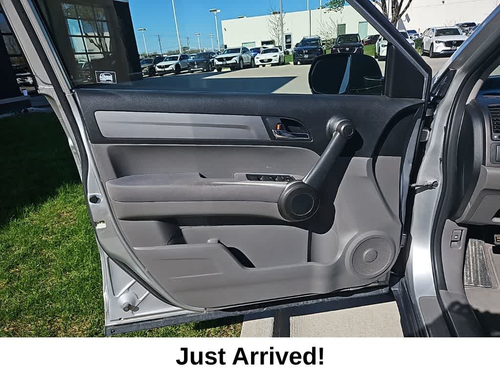 Thumbnail: 2011 Honda CR-V - 16