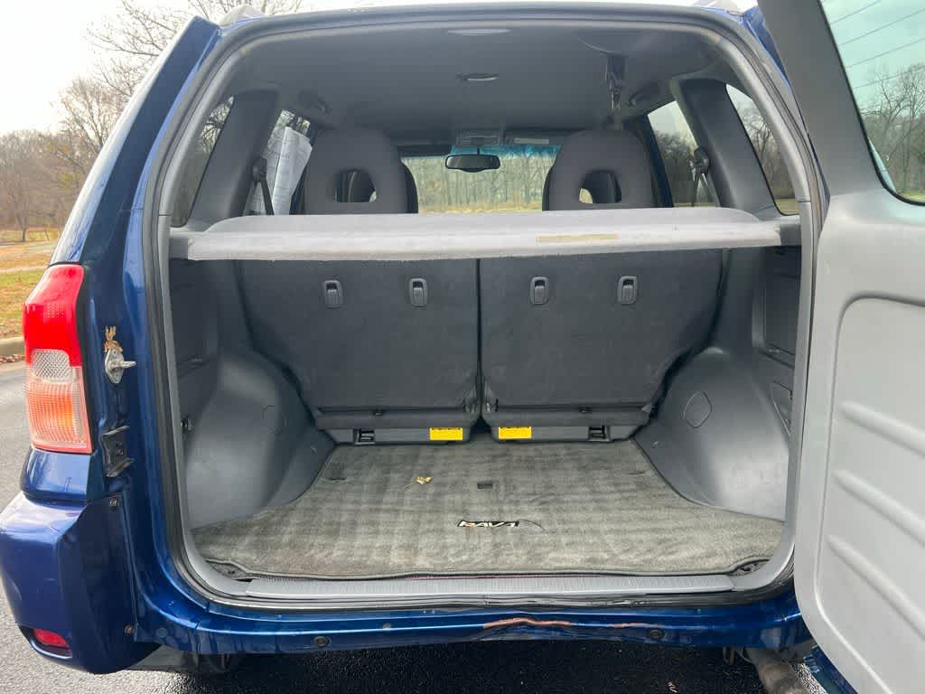 Thumbnail: 2003 Toyota RAV4 - 29