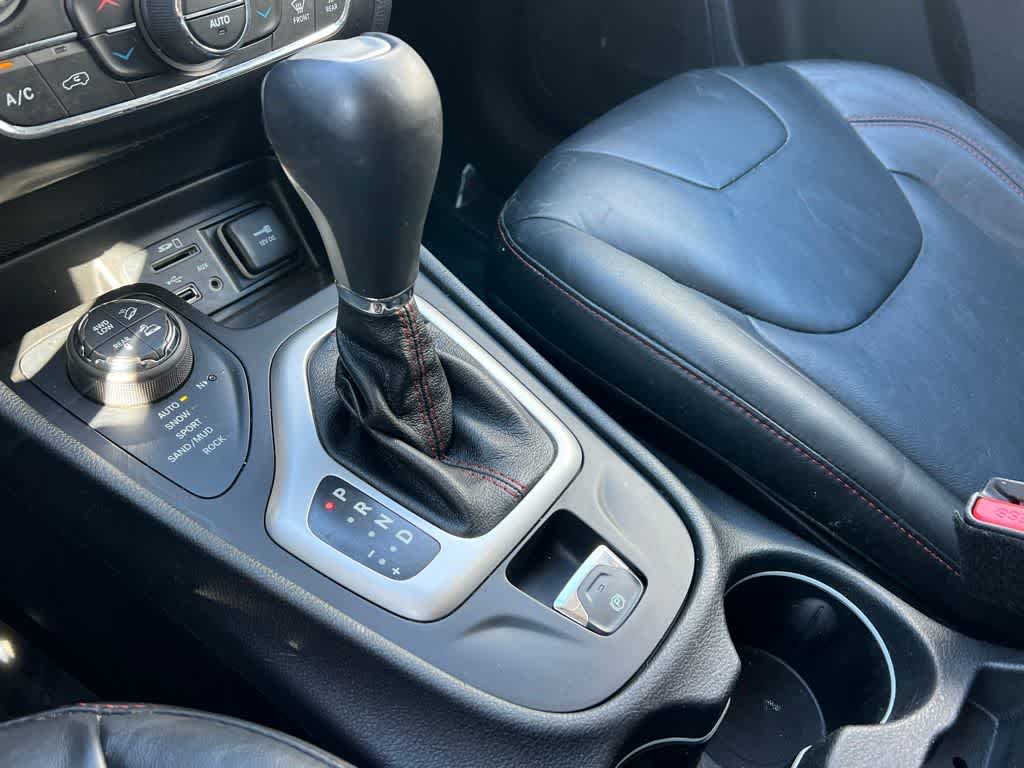 Thumbnail: 2014 Jeep Cherokee - 39