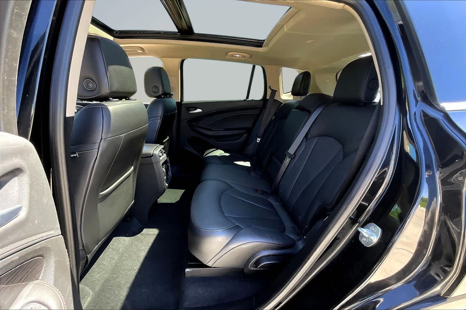 Thumbnail: 2017 Buick Envision - 28