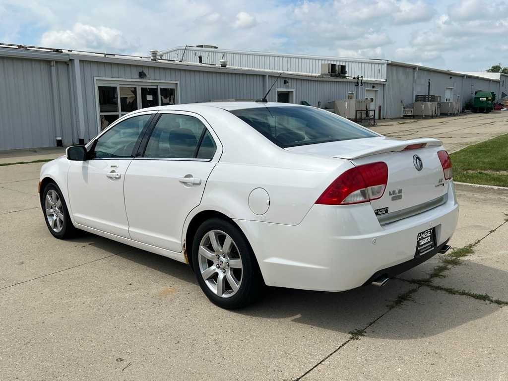 Thumbnail: 2011 Mercury Milan - 3