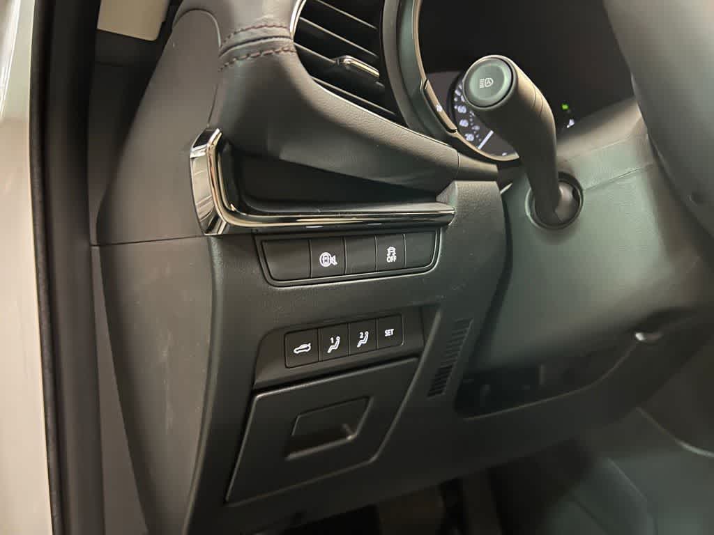 Thumbnail: 2025 Mazda Mazda3 - 19