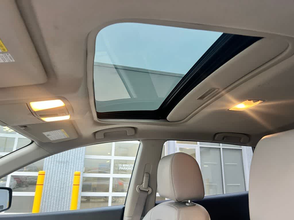 Thumbnail: 2011 Nissan Rogue - 20