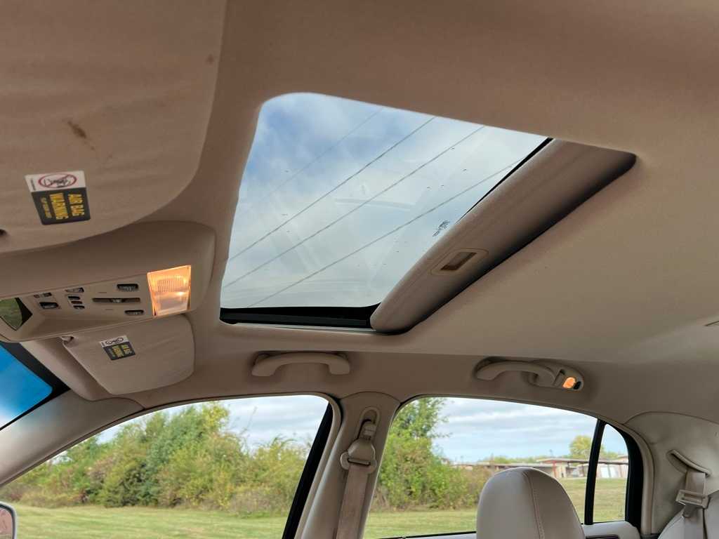 Thumbnail: 2005 Lincoln Town Car - 19