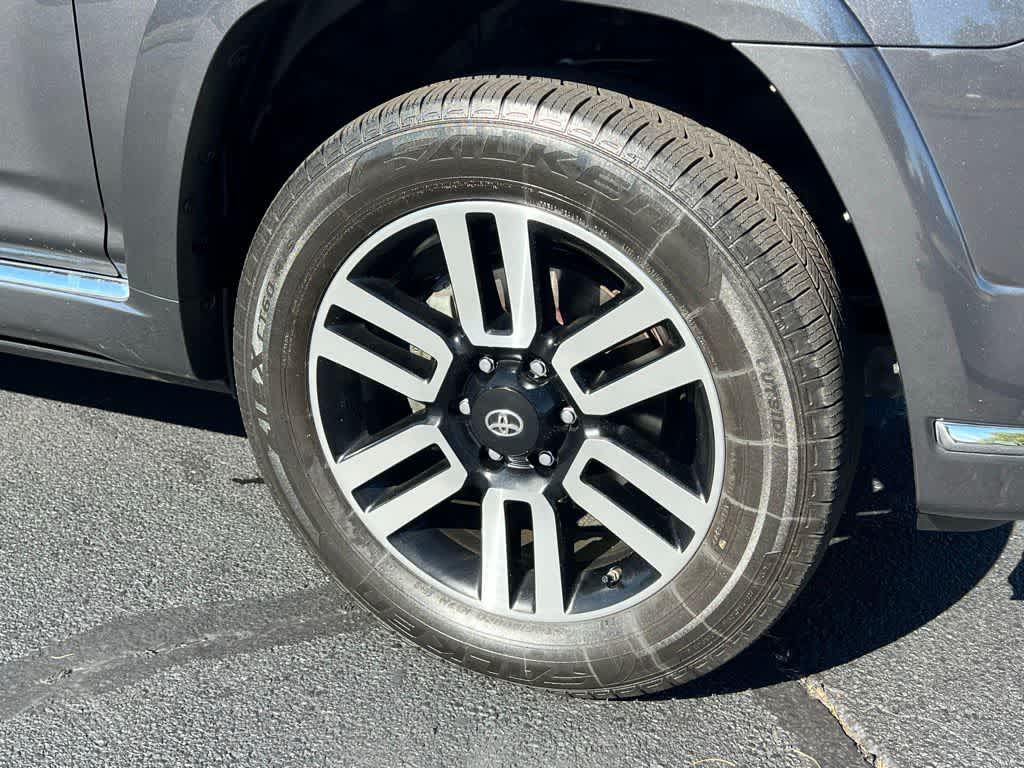 Thumbnail: 2020 Toyota 4Runner - 10