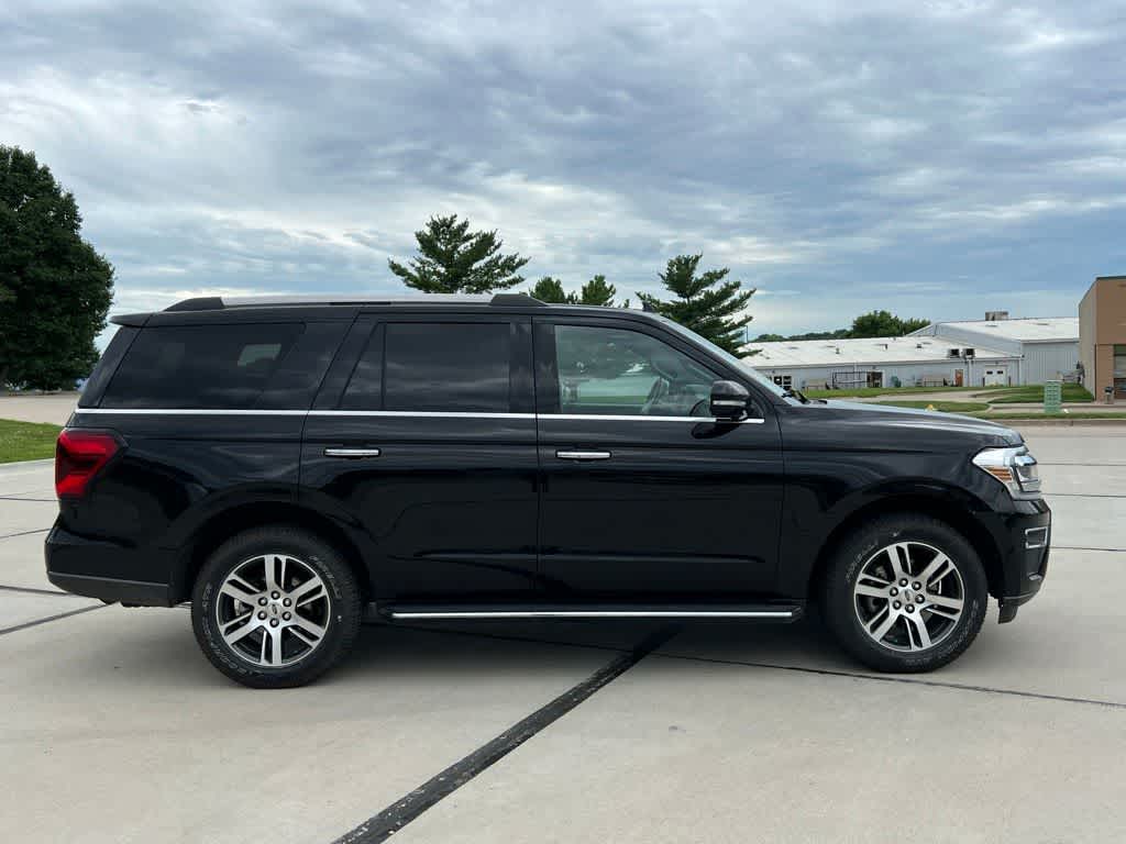 Thumbnail: 2022 Ford Expedition - 6