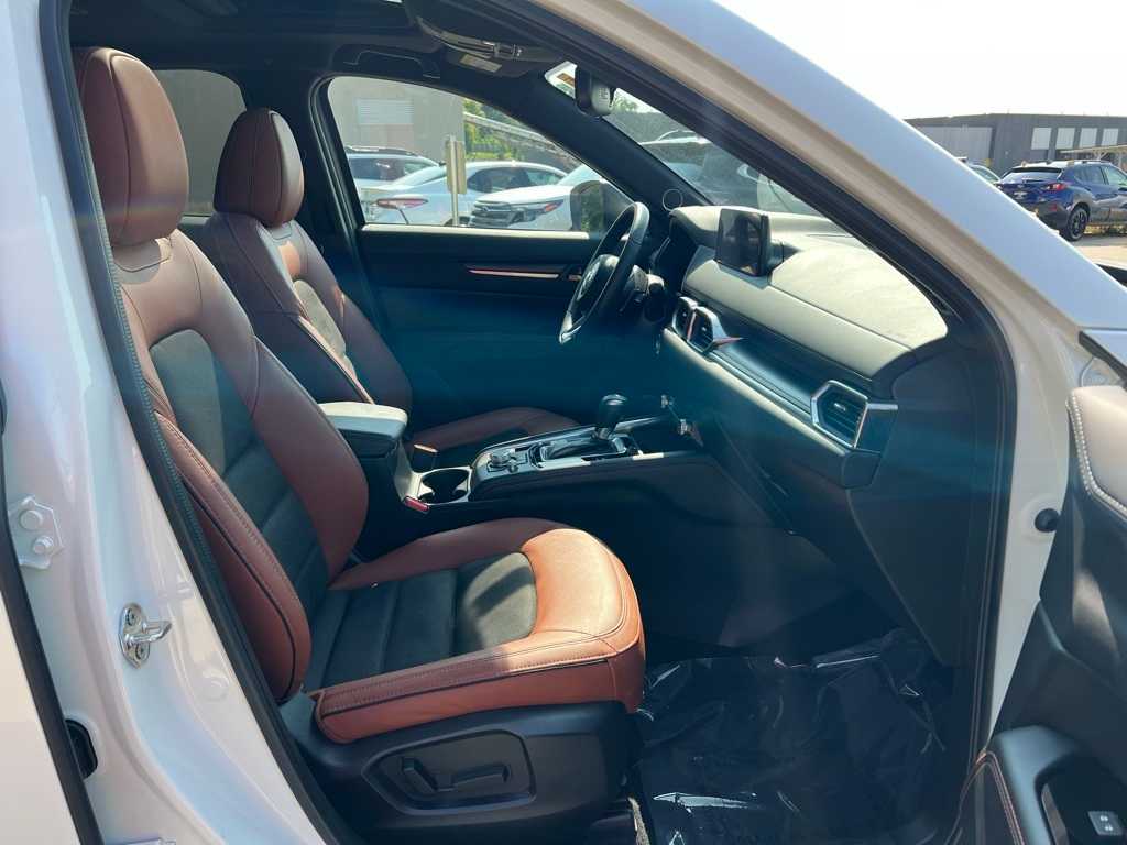 Thumbnail: 2025 Mazda CX-5 - 19