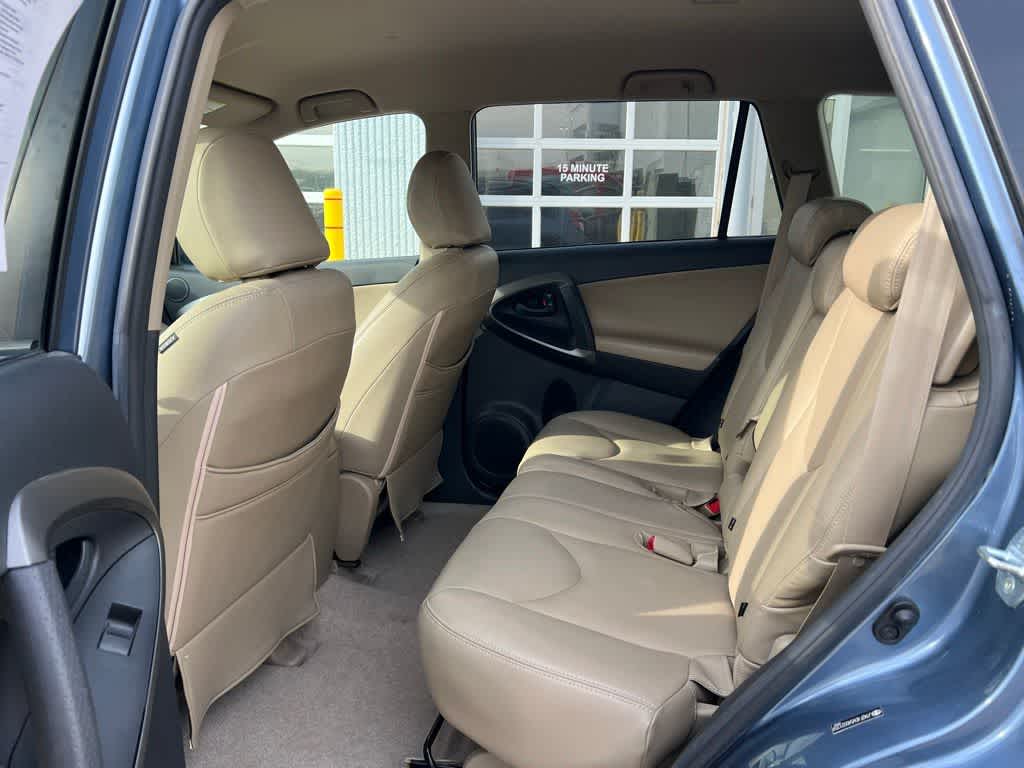 Thumbnail: 2010 Toyota RAV4 - 14