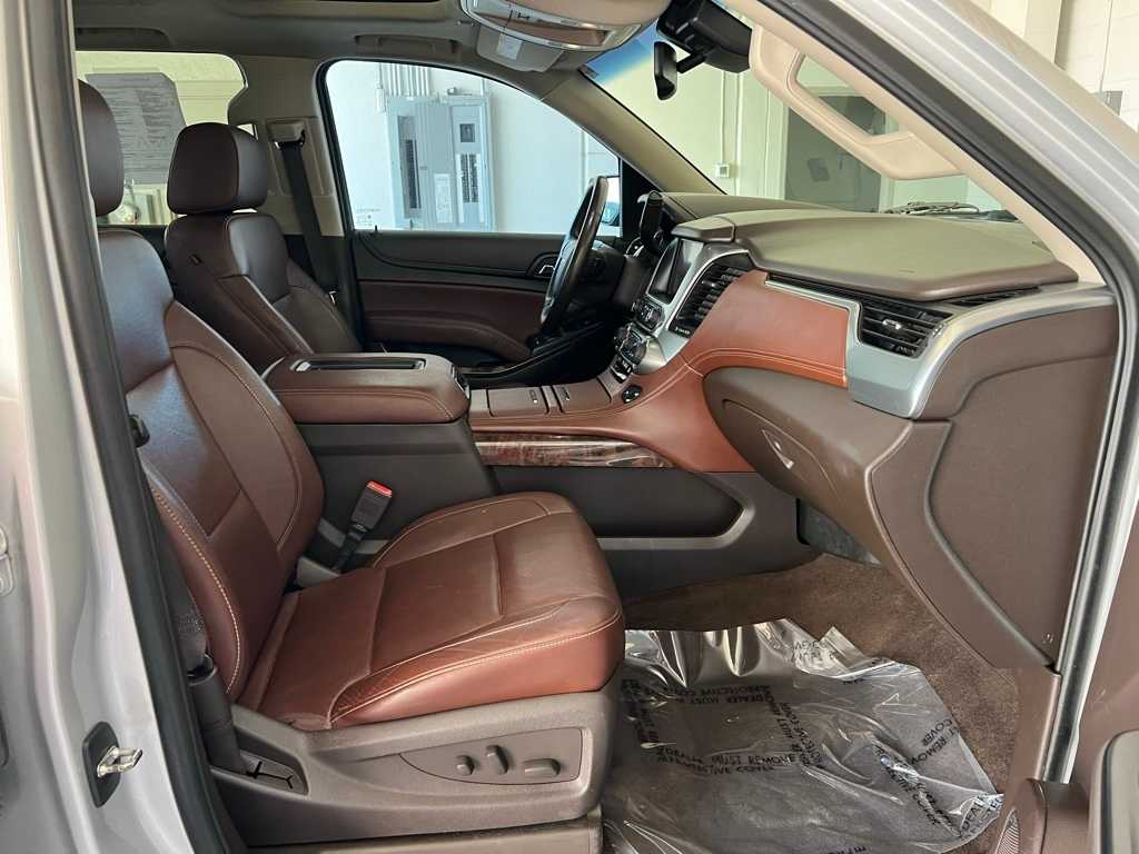 Thumbnail: 2015 Chevrolet Tahoe - 24