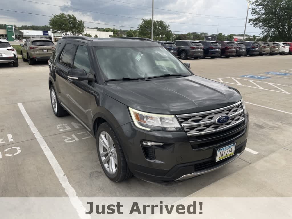 Thumbnail: 2018 Ford Explorer - 3