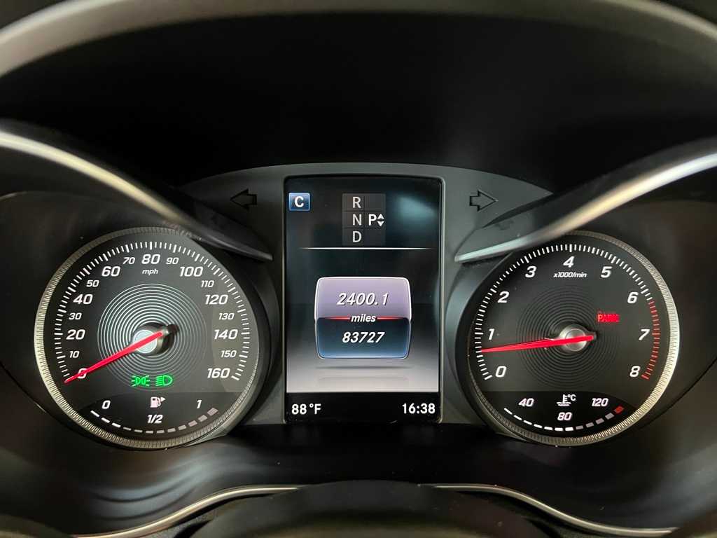 Thumbnail: 2017 Mercedes-Benz GLC - 35