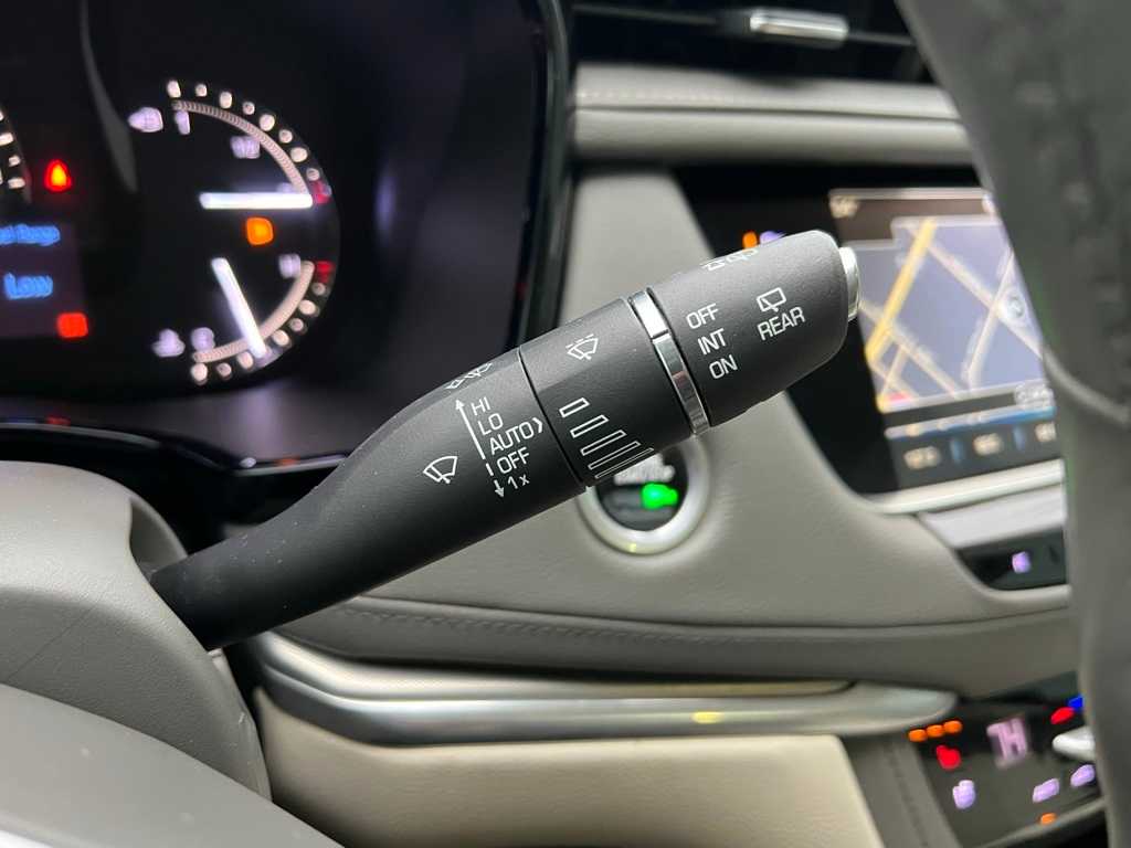 Thumbnail: 2017 Cadillac XT5 - 37