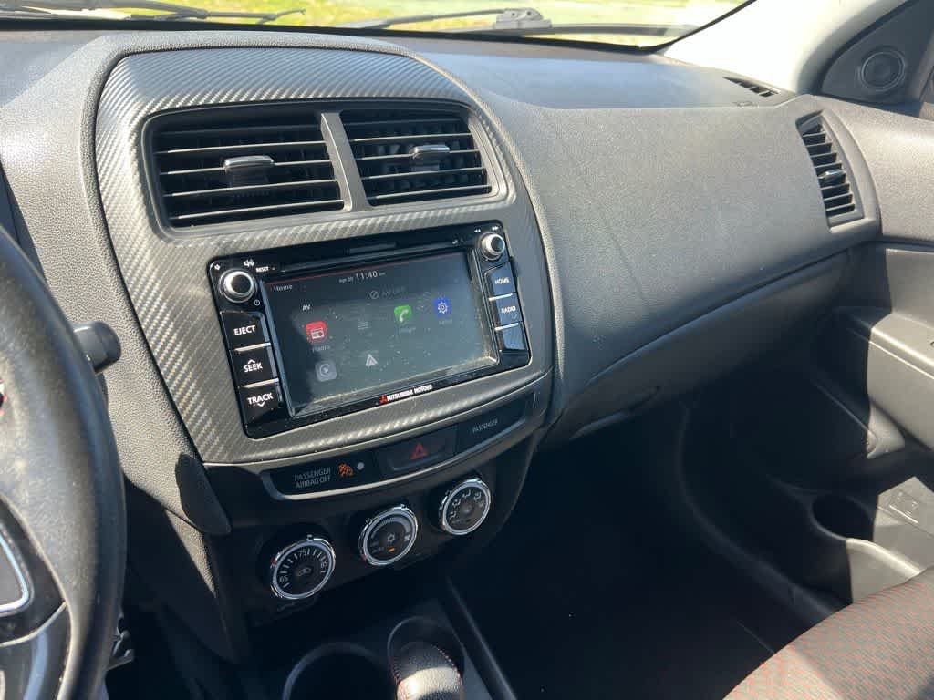 Thumbnail: 2017 Mitsubishi Outlander Sport - 24