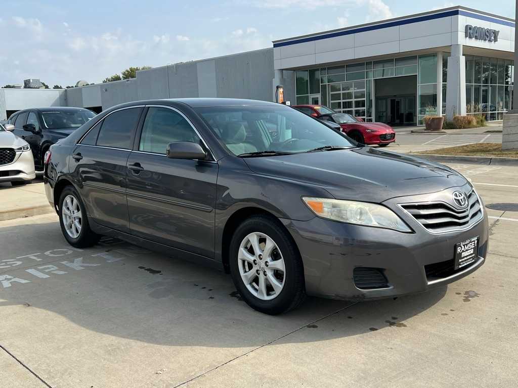 Thumbnail: 2011 Toyota Camry - 7