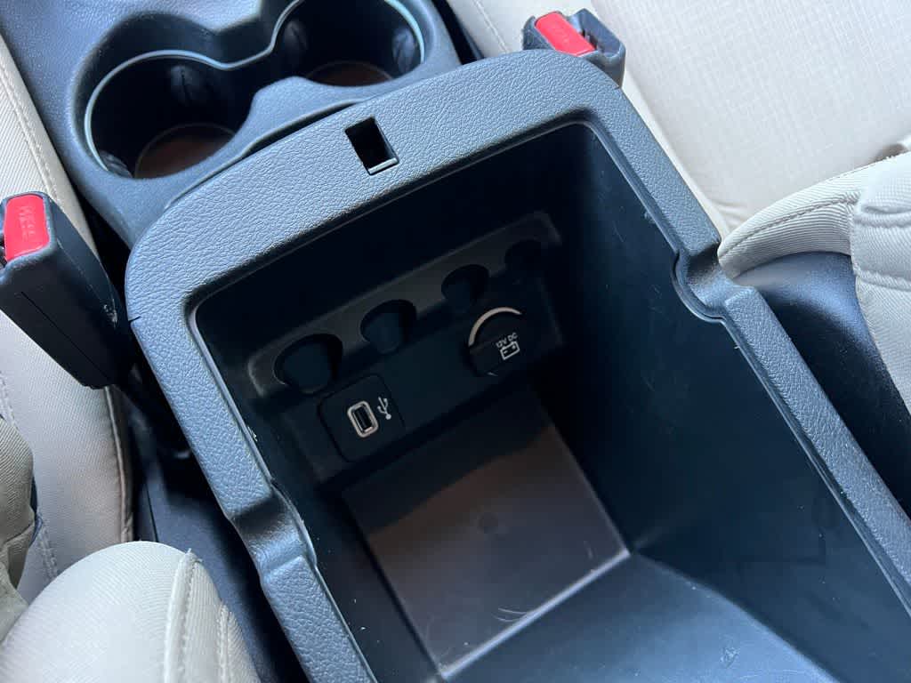 Thumbnail: 2016 Jeep Cherokee - 35