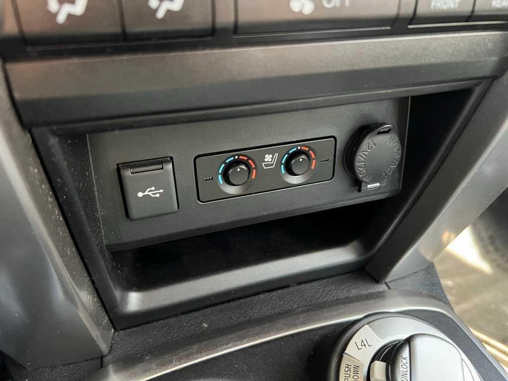 Thumbnail: 2020 Toyota 4Runner - 37