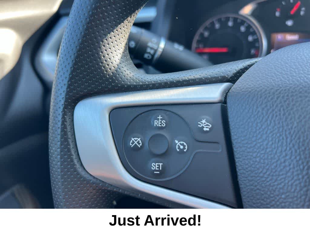 Thumbnail: 2021 GMC Acadia - 33