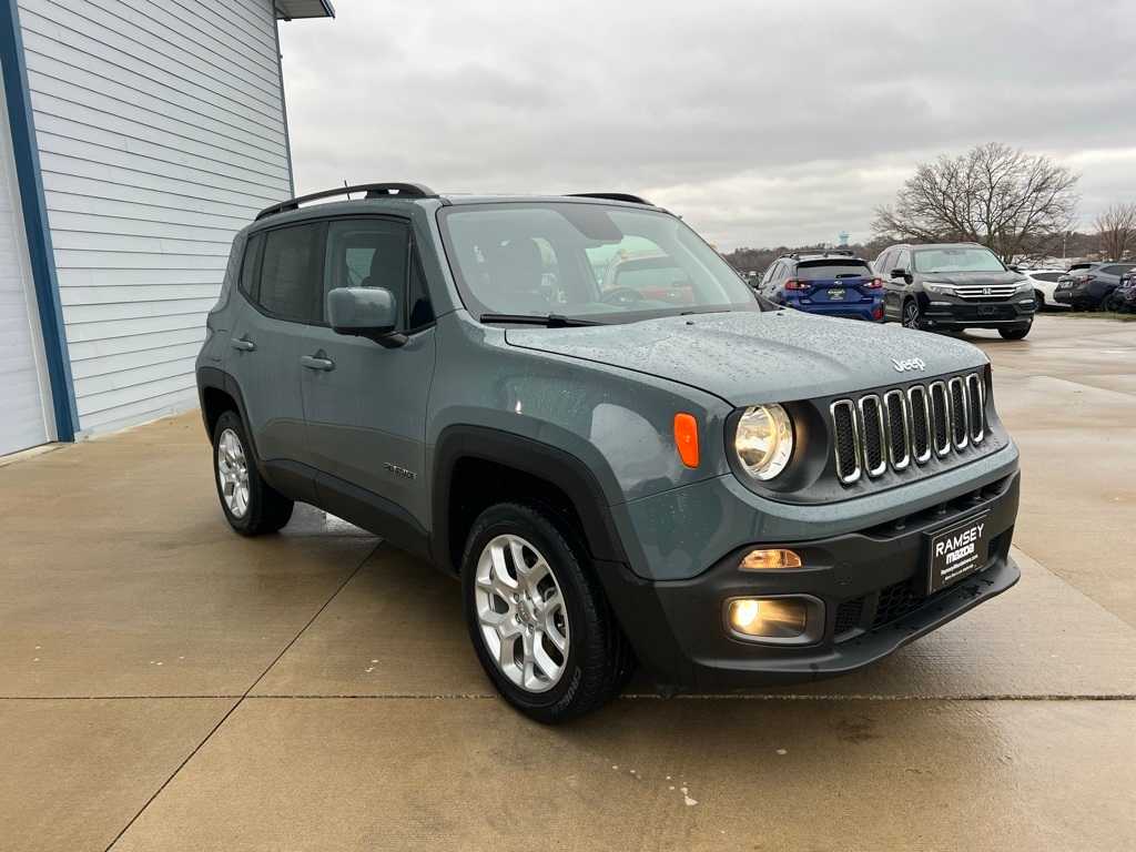 Thumbnail: 2018 Jeep Renegade - 8