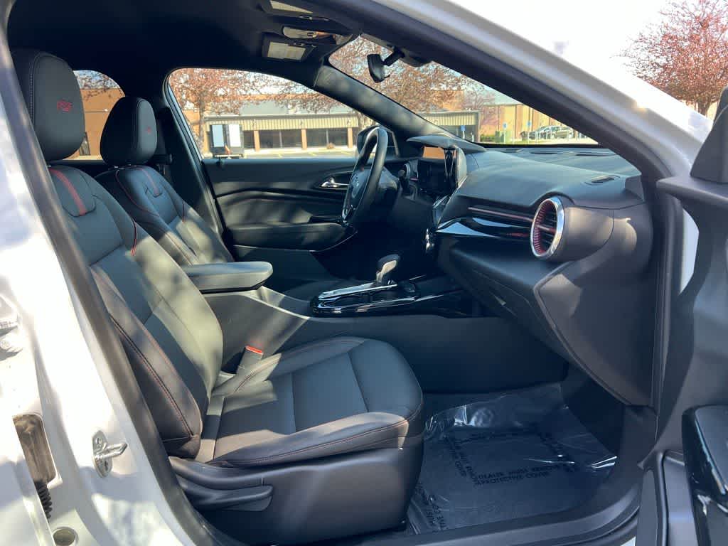 Thumbnail: 2025 Chevrolet Trax - 21