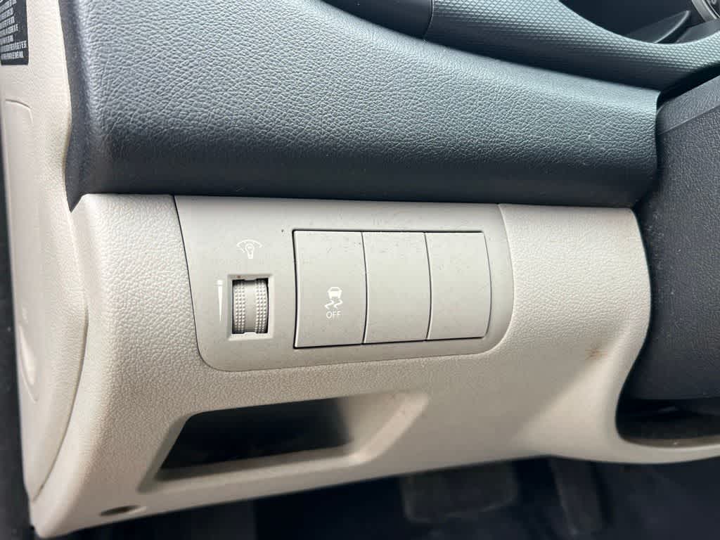 Thumbnail: 2010 Kia Forte - 17