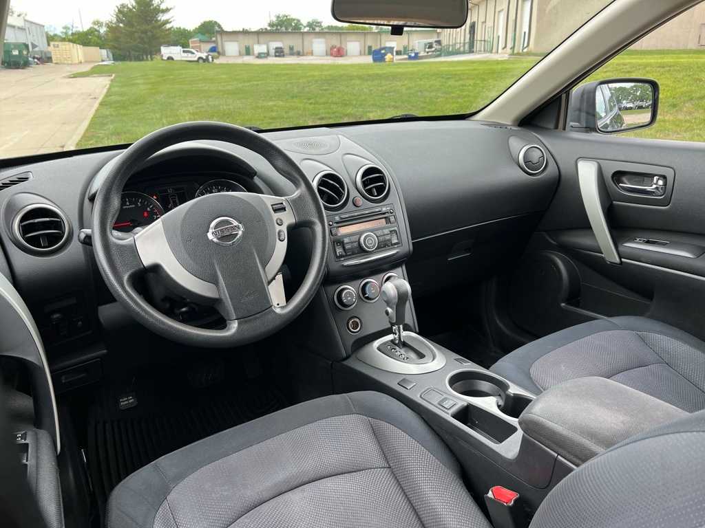 Thumbnail: 2012 Nissan Rogue - 19
