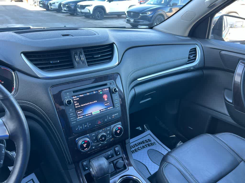 Thumbnail: 2017 Chevrolet Traverse - 31