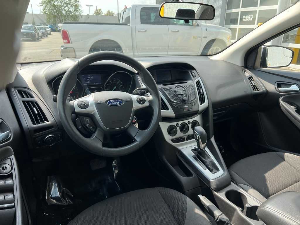 2014 Ford Focus SE 20
