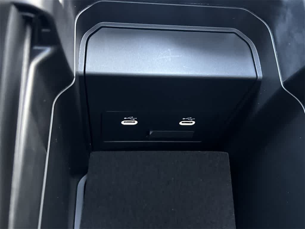 Thumbnail: 2025 Mazda CX-50 - 29