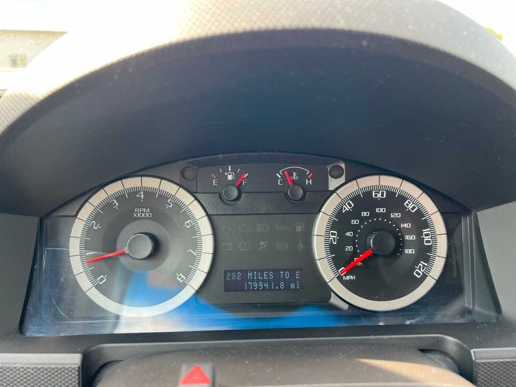 Thumbnail: 2008 Ford Escape - 31