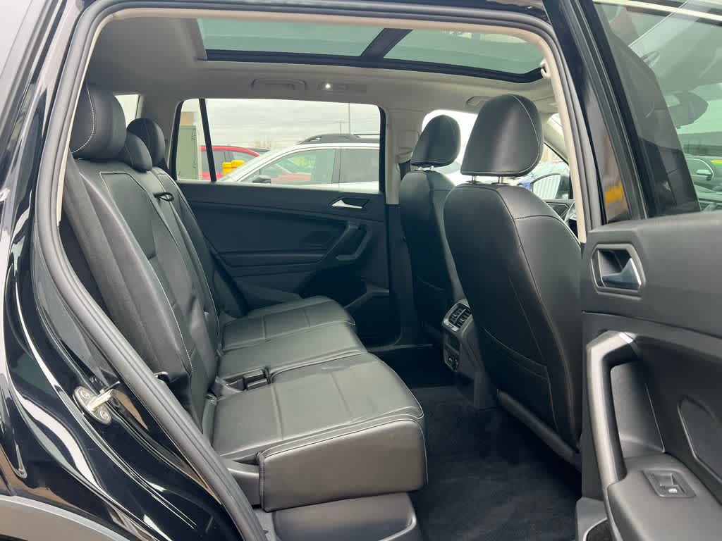 Thumbnail: 2021 Volkswagen Tiguan - 21