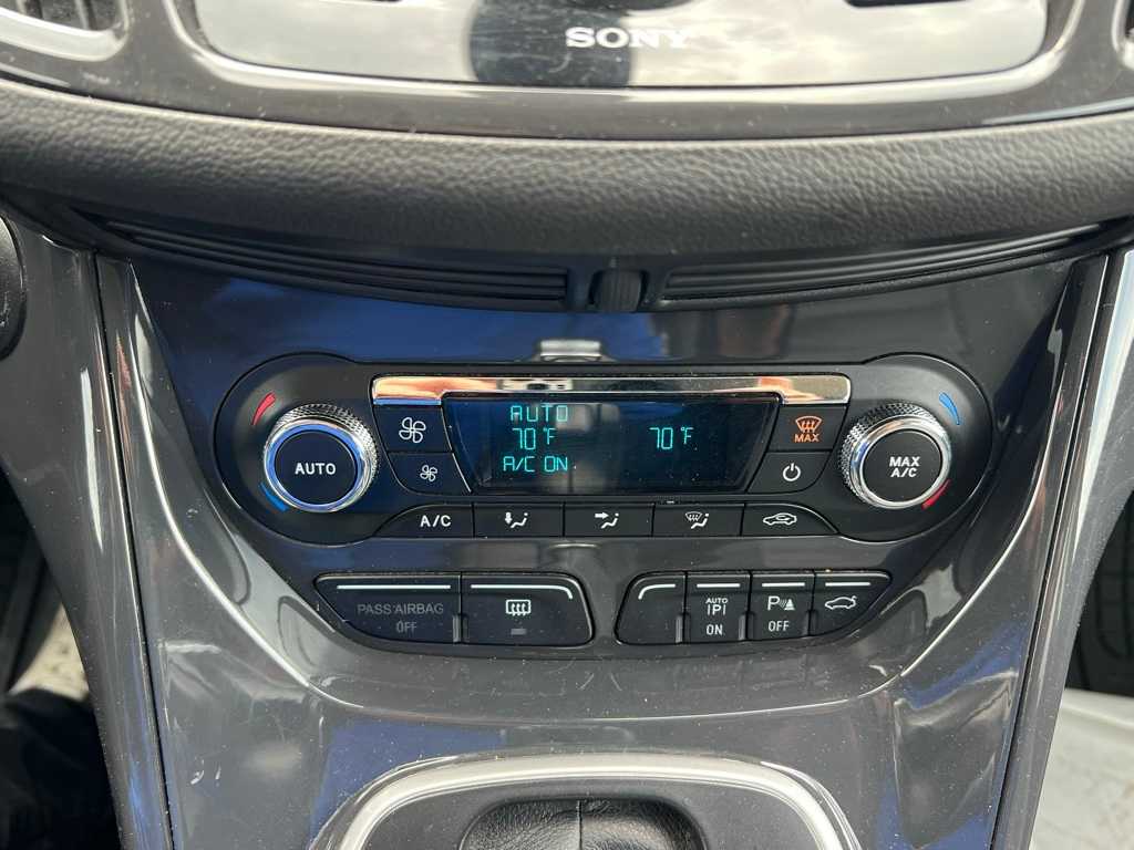 Thumbnail: 2014 Ford Escape - 22