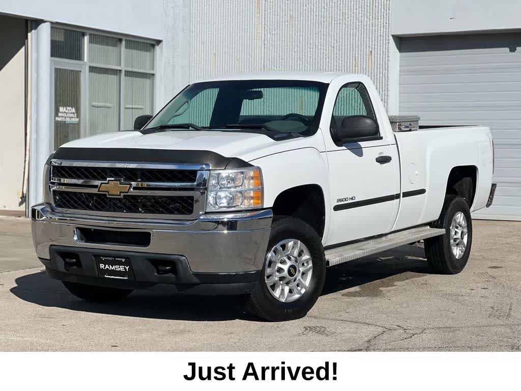 2011 Chevrolet Silverado 2500 Work Truck -
                  Urbandale, IA