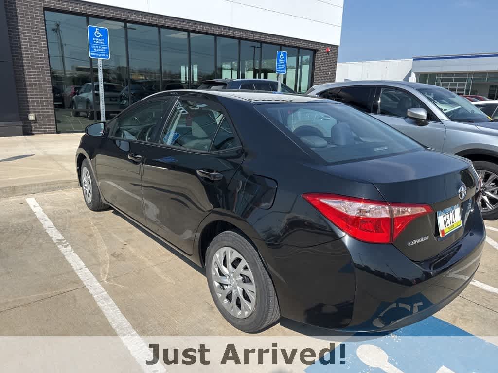 Thumbnail: 2017 Toyota Corolla - 4