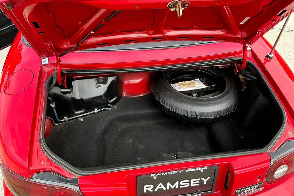 Thumbnail: 1992 Mazda MX-5 Miata - 9