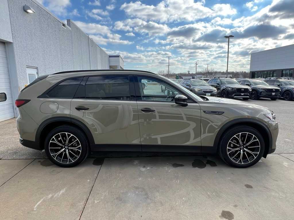 Thumbnail: 2025 Mazda CX-70 - 44