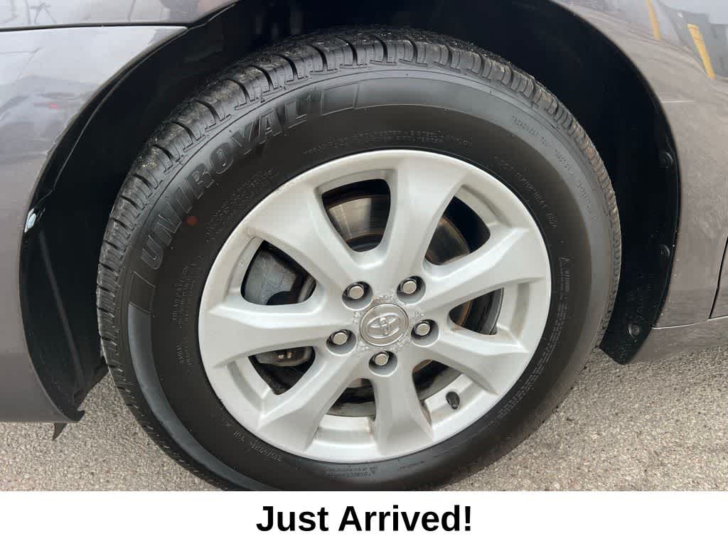 Thumbnail: 2011 Toyota Camry - 10