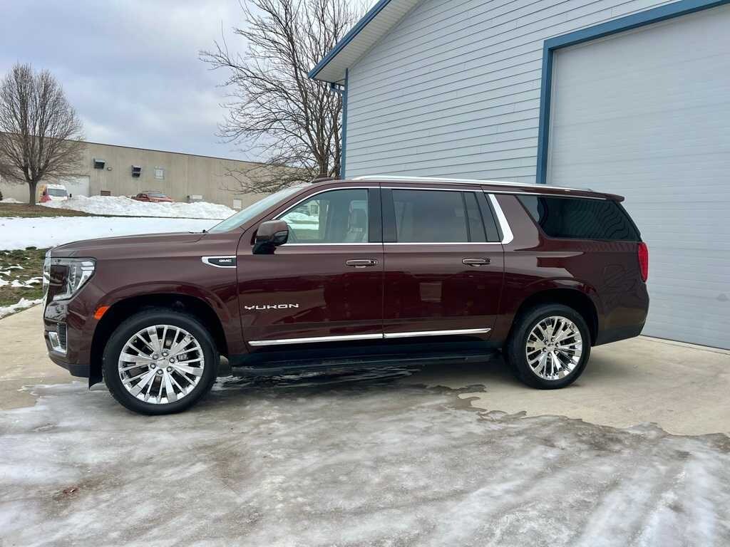 Used 2022 GMC Yukon XL SLT SUV