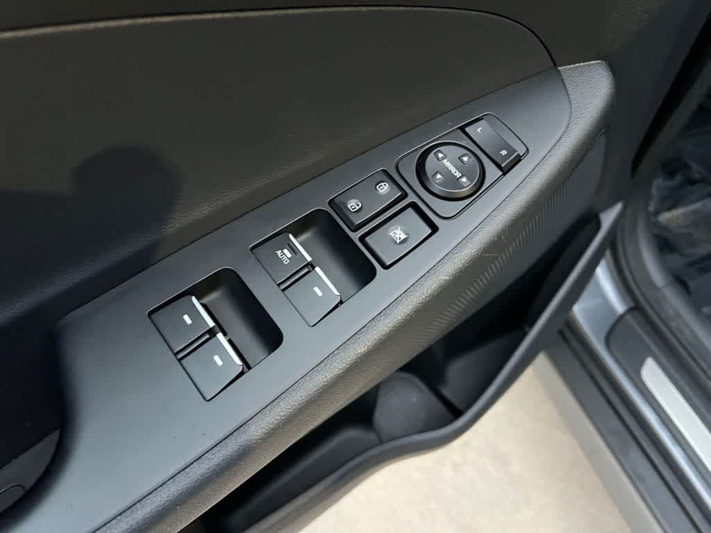 Thumbnail: 2019 Hyundai Tucson - 16