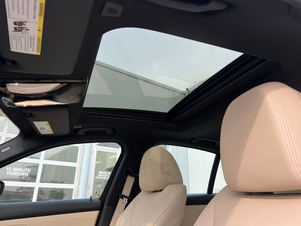 Thumbnail: 2020 BMW 3 Series - 24