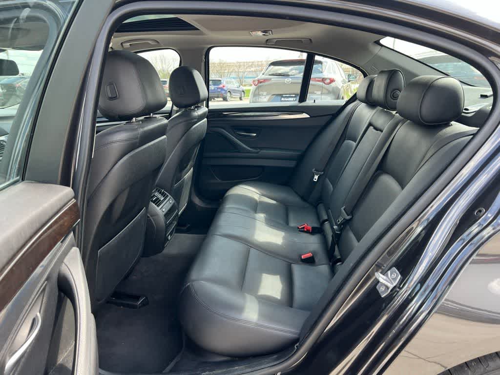 Thumbnail: 2016 BMW 5 Series - 18