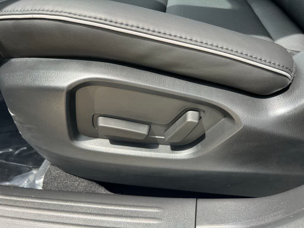 Thumbnail: 2025 Mazda CX-5 - 15