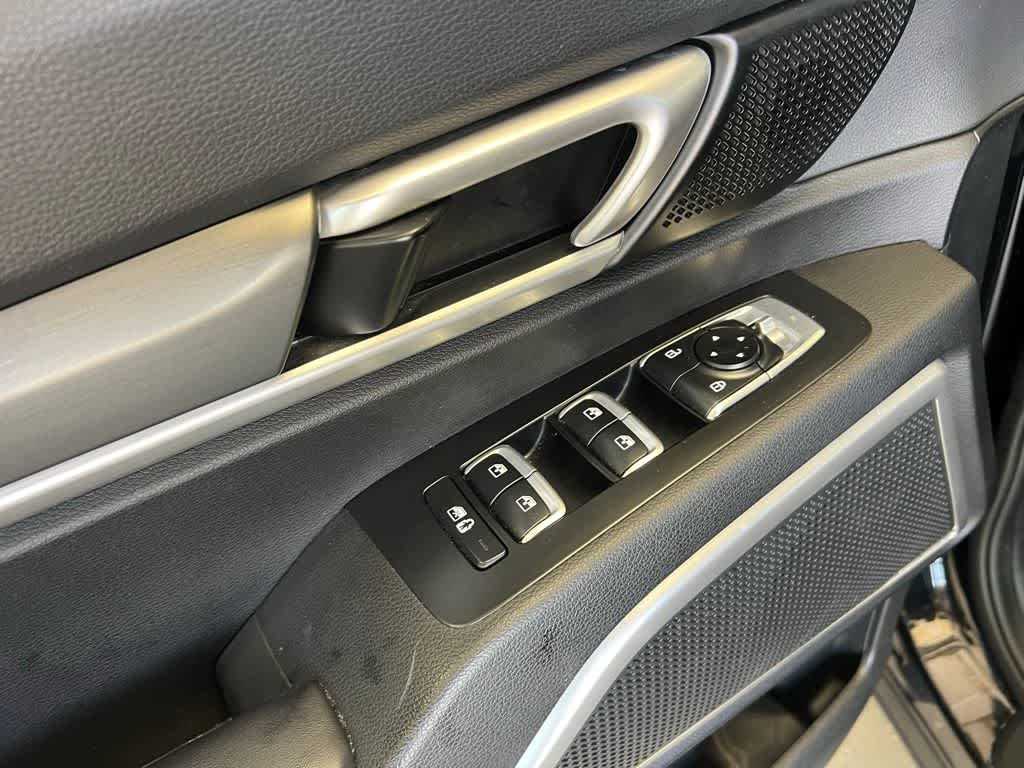 Thumbnail: 2022 Kia Telluride - 13